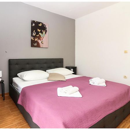 M&Z Apartmani Primošten Esterno foto