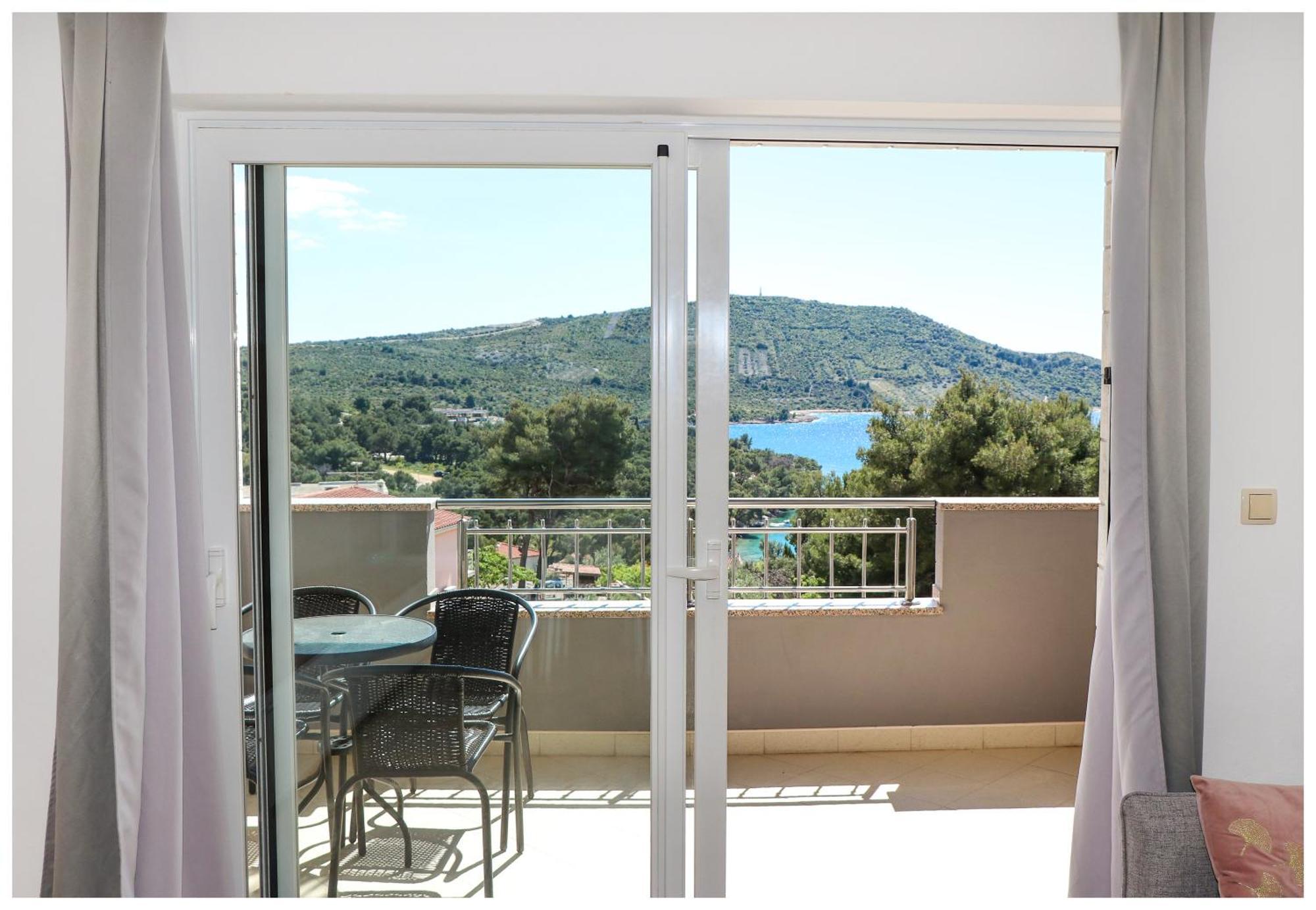 M&Z Apartmani Primošten Esterno foto