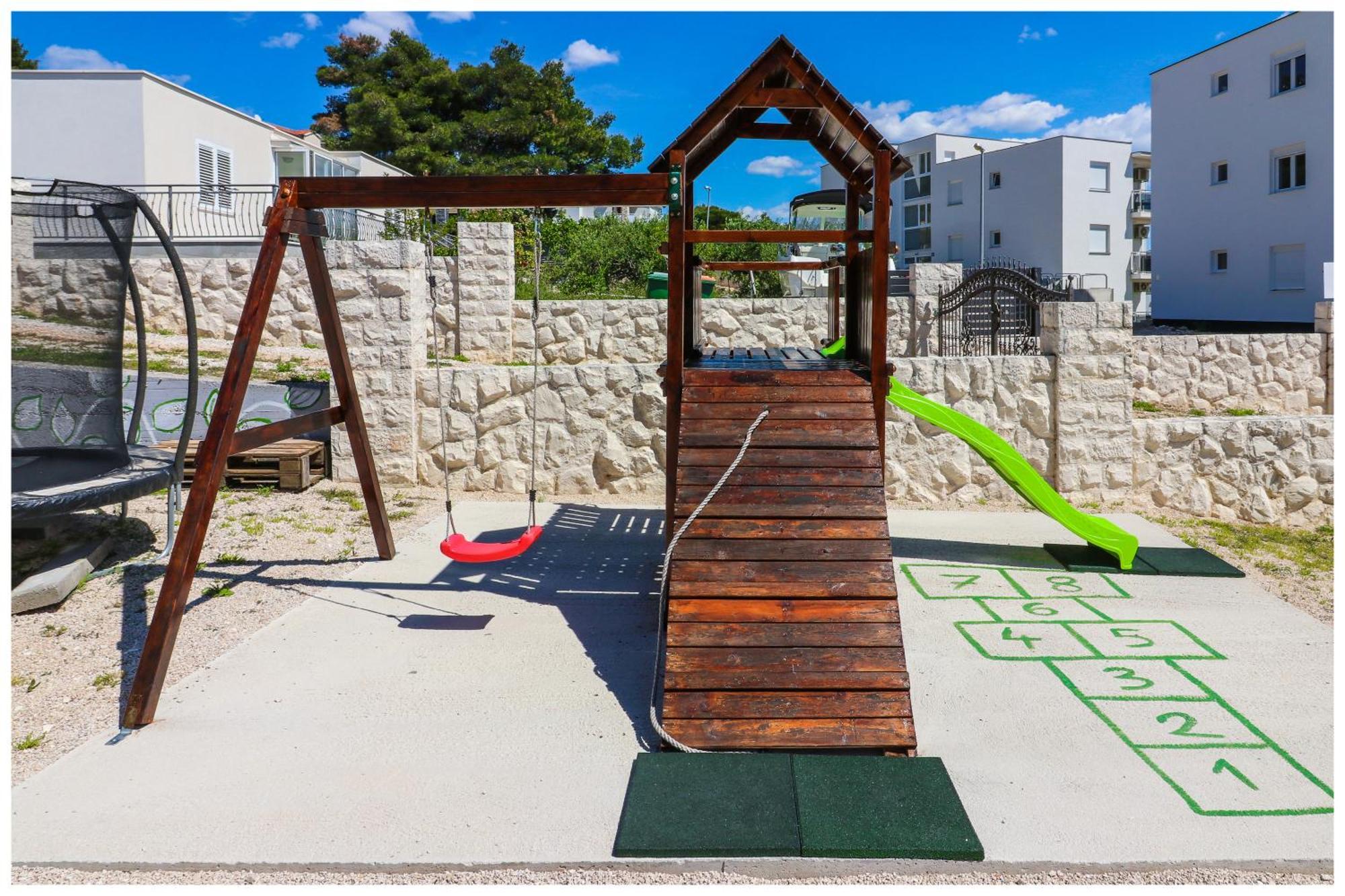 M&Z Apartmani Primošten Esterno foto