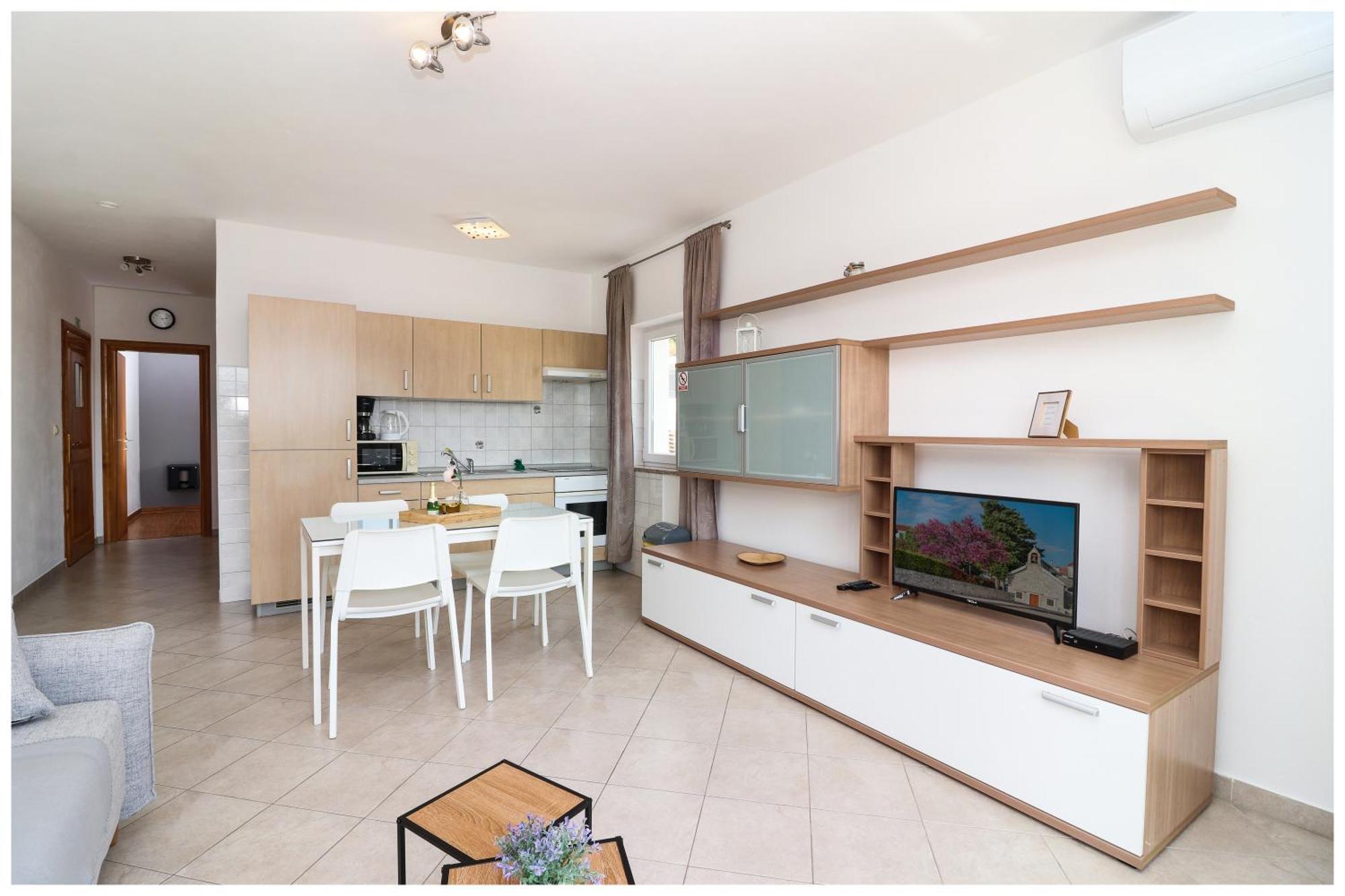 M&Z Apartmani Primošten Esterno foto